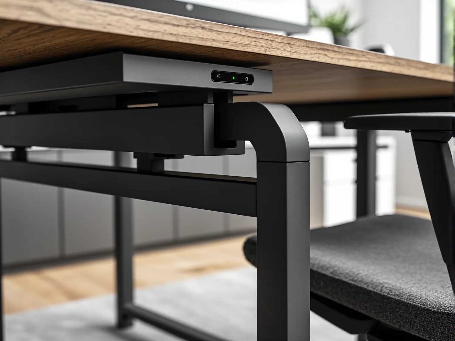 Panel sterowania biurka elektrycznego umożliwiający płynną zmianę pozycji blatu